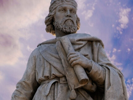statue of king alfred